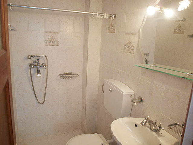 La salle de bain de l'appartement Kamini